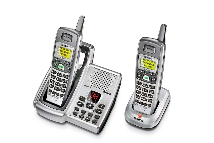 5.8GHz Extended Range Cordless Phone and Answering System with Extra Handset