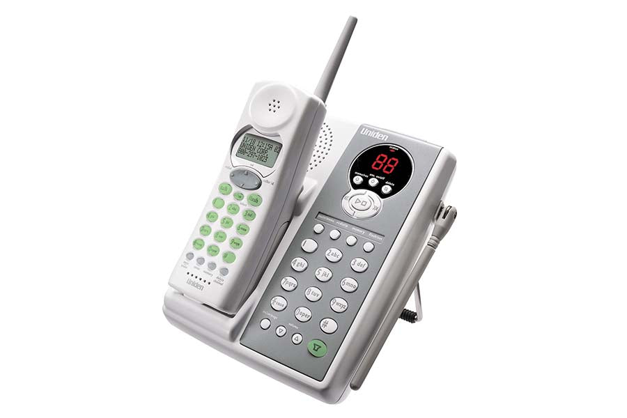 900 MHz Digital Spread Spectrum Cordless PHone with Interchangeable Face Plates& Answering System